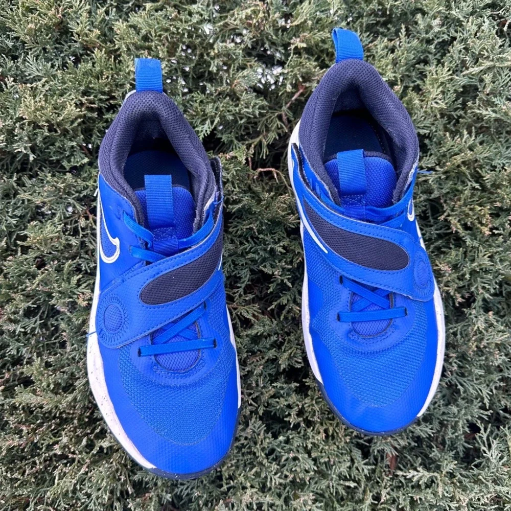 Nike Team Hustle D 11 Big Kids Athletic Shoes Size 5Y Hyper Royal/White Obsidian